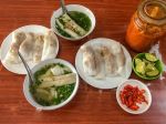 PHỞ HÀ NỘI VÀ BÁNH CUỐN TRỨNG CAO BẰNG